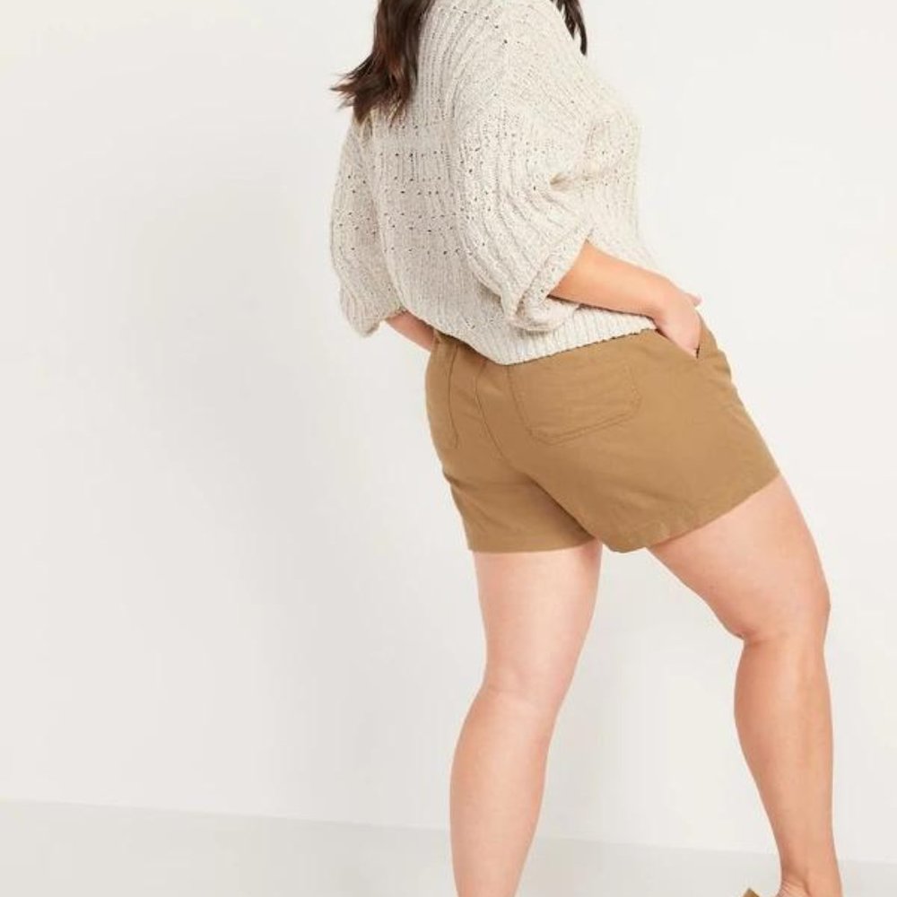 High-Waisted Linen-Blend Utility Shorts For Women -- 4-Inch Inseam - - Picture 4 of 7